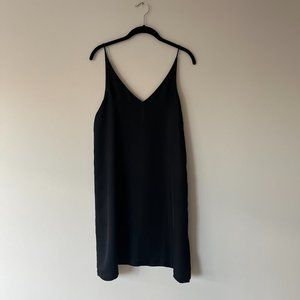 Grana Silk Signature V Slip Dress in Chinese Silk